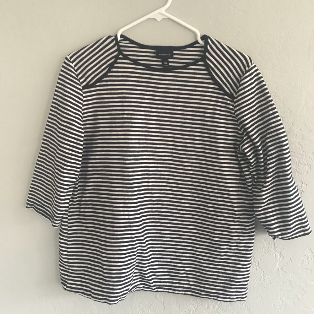 WhoWhatWear 3/4 sleeve shirt. XL